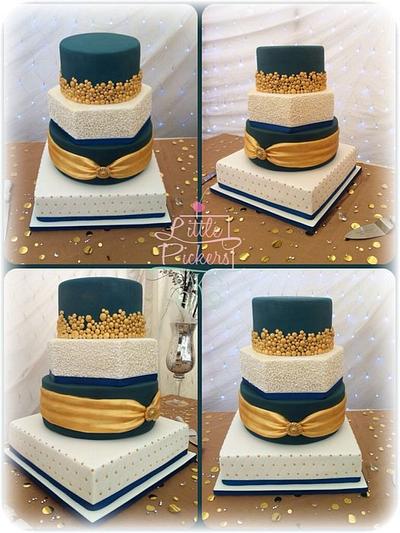 Teal gold and white - Cake by little pickers cakes