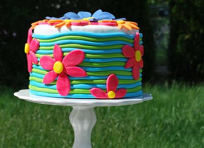 Ribbed cake - Cake by Karen
