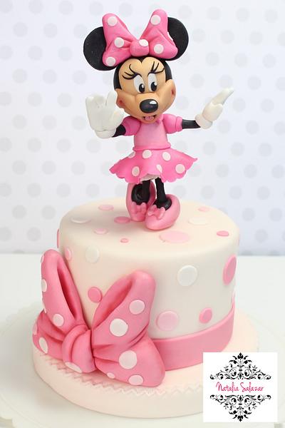 Minnie Mouse cake - Cake by Natalia Salazar