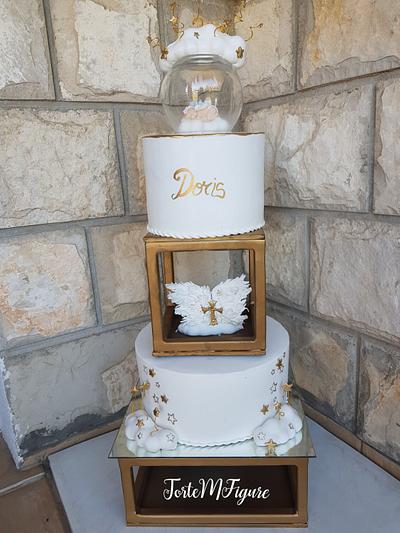 Gold white christening cake - Cake by TorteMFigure