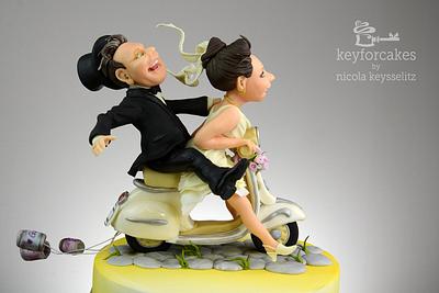 Vespa bride - Cake by Nicola Keysselitz