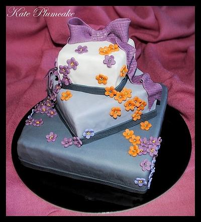 Simply gray - Cake by Kate Plumcake