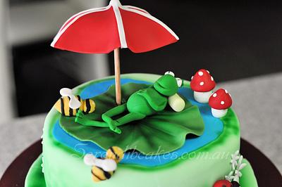 Relaxing frog... - Cake by Serendib Cakes