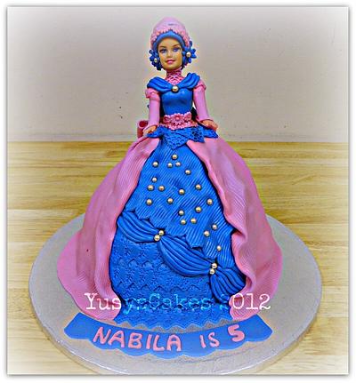 Barbie doll Cake - Cake by Yusy Sriwindawati