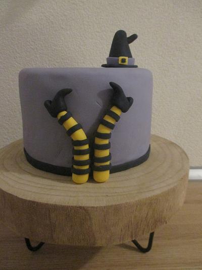 Where is the witch??? - Cake by hetzoetepaleis