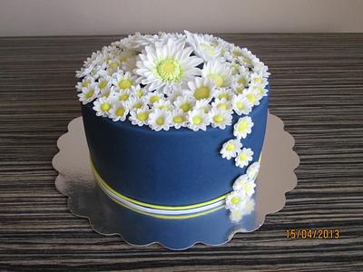 Daisies & Gerbera Cake - Cake by sansil (Silviya Mihailova)