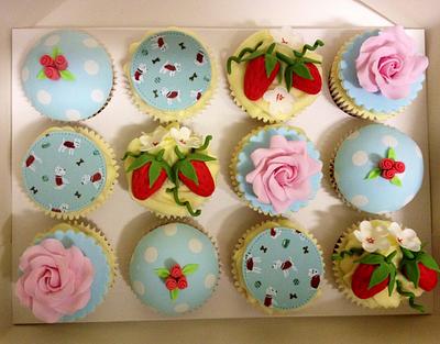 Cath kidston style cupcakes - Cake by Daisychain's Cakes