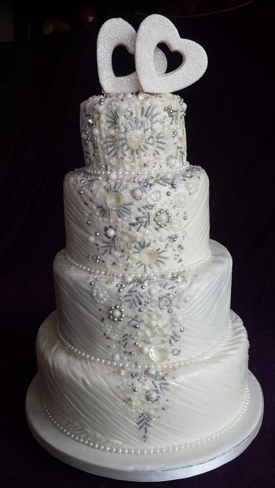 Heart and jewel wedding cake - Cake by Tracey