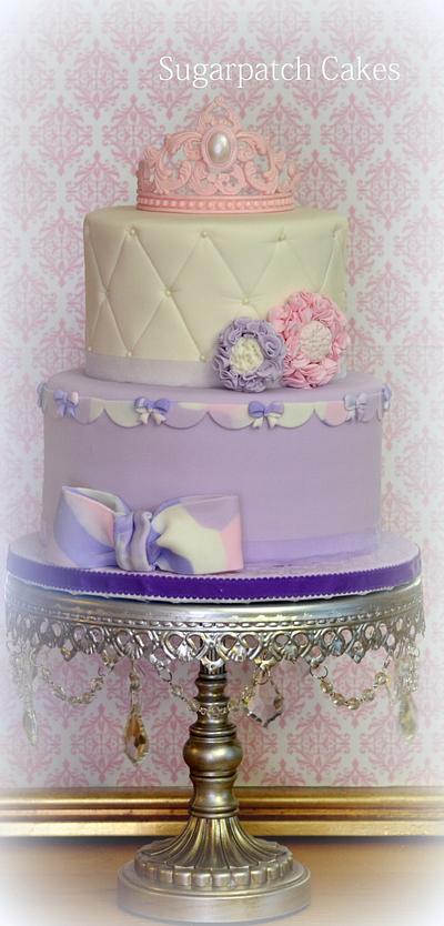 Tiara, flowers & bow - for Becca - Cake by Sugarpatch Cakes