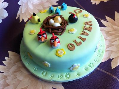Angry Birds - Cake by Suzie Street