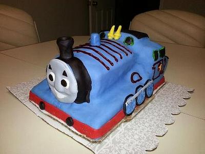 3D Thomas the train  - Cake by Elizabeth Rosado 