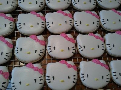 Hello Kitty cookies - Cake by Zelda Jauregui