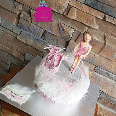 Ballet Cake - Cake by Mora Cakes&More