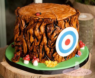 Archery Tree Stump - Cake by Centerpiece Cakes By Steph
