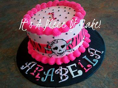 Skull 1st Birthday Smash Cake for Smash Photos - Cake by Rebecca