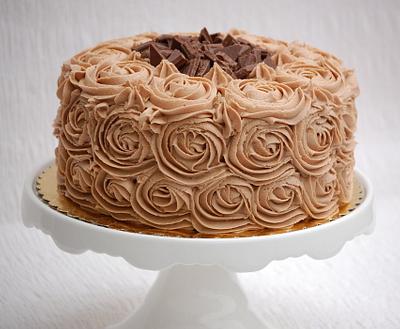 Mocha Buttercream 'Roses' - Cake by Lesley Wright