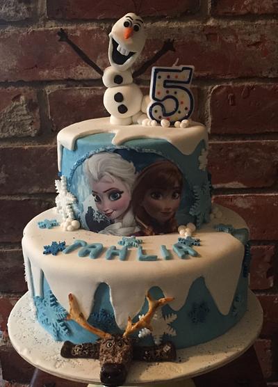 Frozen - Cake by The White house cakes 