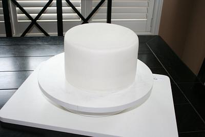 crisp fondant covered buttercream cake - Cake by Pams party cakes