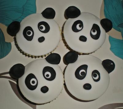 Panda panda  - Cake by Time for Tiffin 