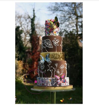 Woodland Cake  - Cake by Christina Wallis Flowers  & Veiners 