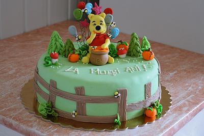 Winnie the Pooh cake - Cake by DanielaCostan