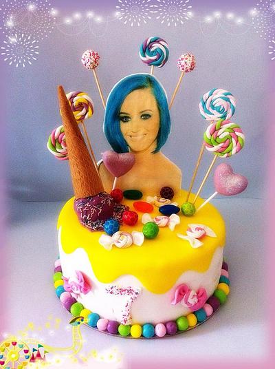 birthday cake - Cake by Nesi Cake