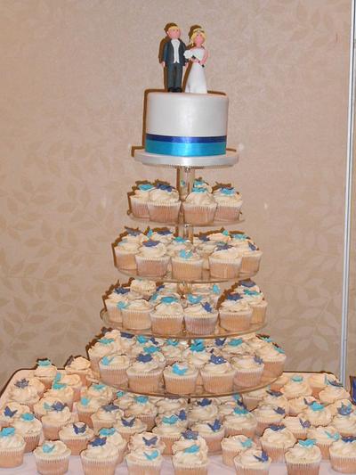 Wedding cupcake tower - Cake by Daniela
