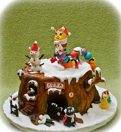 Winter story for caterpillar - Cake by Maria Schick