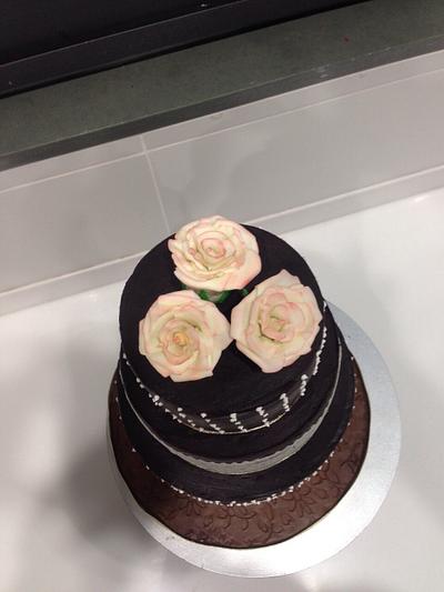 Engagement cake - Cake by Luscious Bakes by Rashmi 