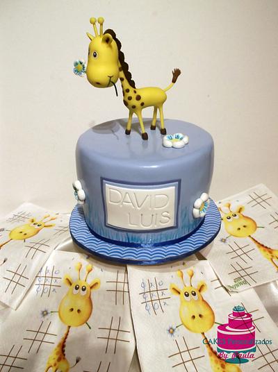 Cute Giraffe - Cake by CakesByPaula