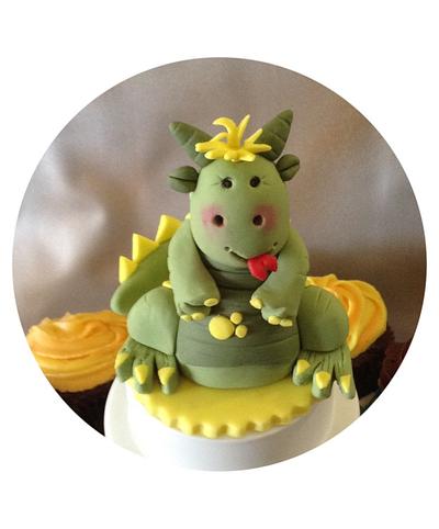 Dino & Cupcakes for Landon - Cake by June ("Clarky's Cakes")