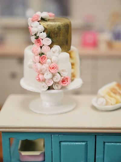 Miniature Wedding Cake - Cake by HowToCookThat