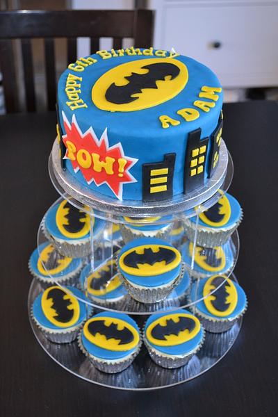 Batman Cake and Batman Cupcakes - Cake by Klis Cakery
