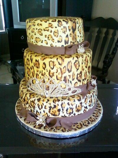 Leopard birthday cake - Cake by Jauquetta Lynn