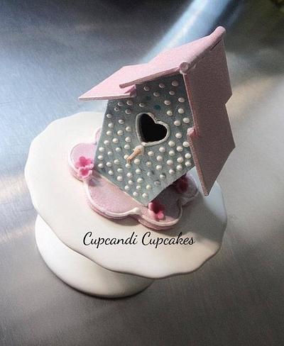 Miniature 3d pearlised bird house cupcake topper  - Cake by Cupcandi Cupcakes