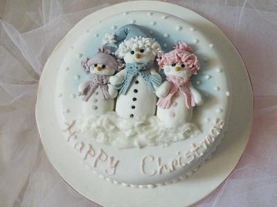 'Snowfamily' Cake - Cake by CakeHeaven by Marlene