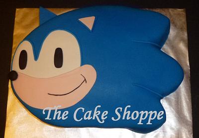 Sonic the hedgehog - Cake by THE CAKE SHOPPE