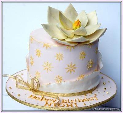Magnolia - Cake by Jo Finlayson (Jo Takes the Cake)