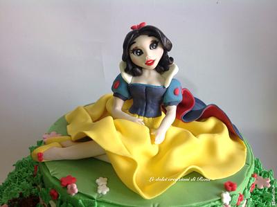 Biancaneve - Cake by Le dolci creazioni di Rena
