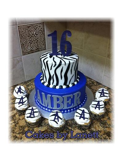 Zebra Sweet "16" - Cake by Lanett