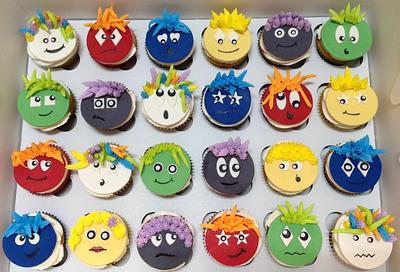End of Year Funny Faces Cupcakes - Cake by MariaStubbs