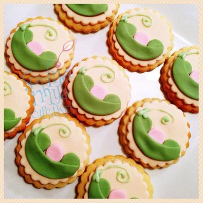 "Pea in a pod" cookies - Cake by Sophia Mya Cupcakes (Nanvah Nina Michael)