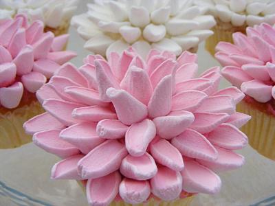 Marshmallow Cupcakes! - Cake by Karen Dodenbier
