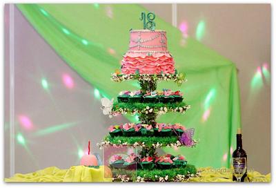Cake&Cupcake Tower - Cake by Tina Salvo Cakes