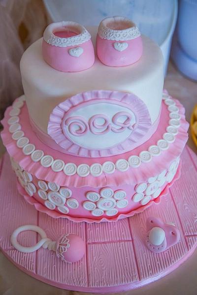 Pink and white birthday cake  - Cake by Sweet passion