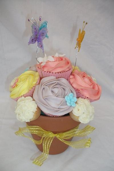 Mother's Day Cupcake Bouquet - Cake by Lyndsey Statham