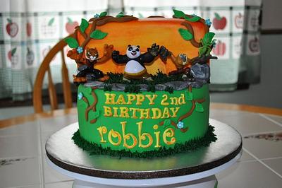 Kung Fu Panda Cupcake Cake - CakeCentral.com