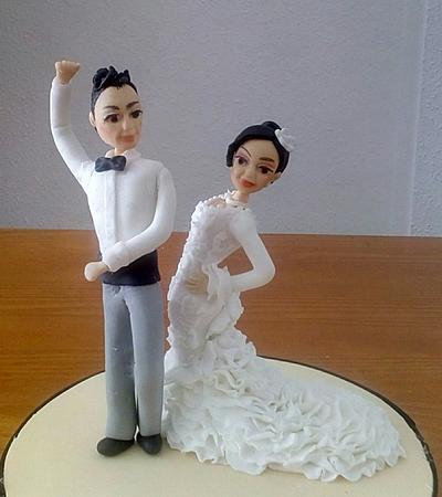 BRIDE AND GROOM FIGURES - SEVILLANOS - Cake by Camelia