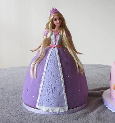 Rapunzel Doll Cake - Cake by Maty Sweet's Designs