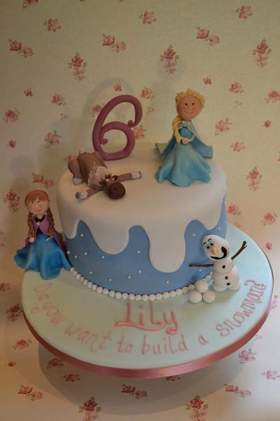 Frozen themed cake - Cake by DottyRose